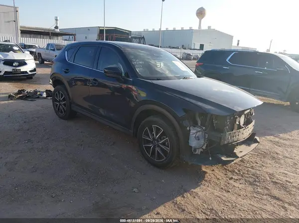 JM3KFADL5H0190964 — 2017 Mazda CX-5, Передняя часть (Front & Rear), фото до ремонта