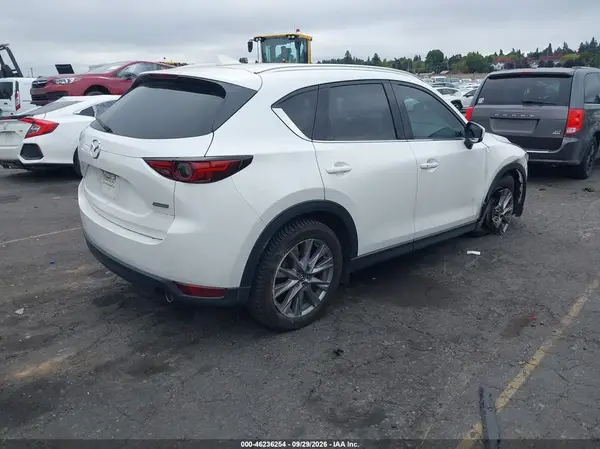 JM3KFBDM1K0538202 — 2019 Mazda CX-5, фото 4 с аукциона IAAI, Передняя часть справа