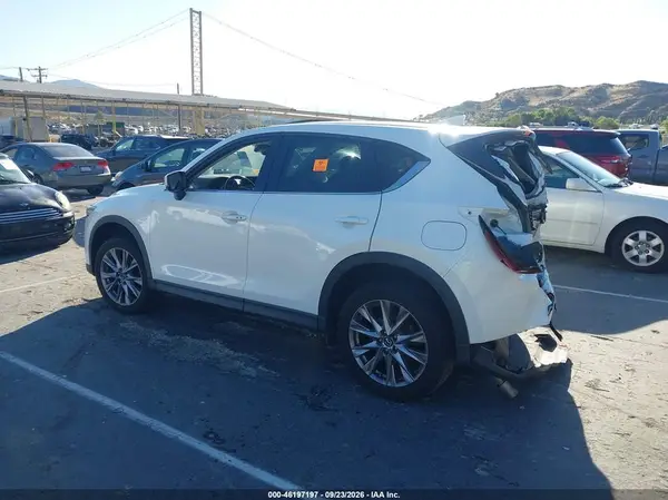 JM3KFBDM8L0742772 — 2020 Mazda CX-5, фото 3 с аукциона IAAI, Задняя часть