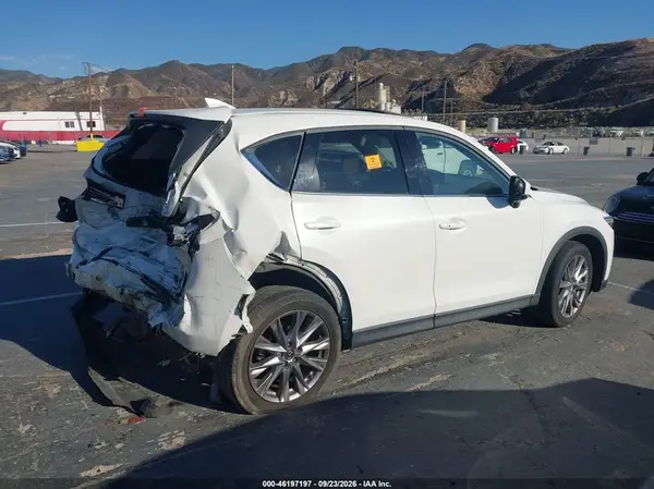 JM3KFBDM8L0742772 — 2020 Mazda CX-5, фото 4 с аукциона IAAI, Задняя часть