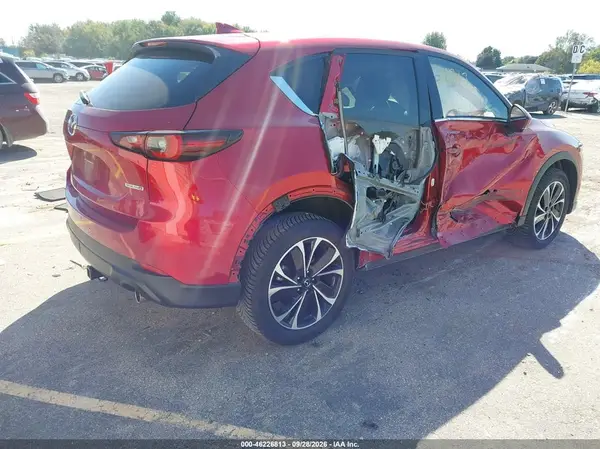 JM3KFBEM8N0527085 — 2022 Mazda CX-5, фото 4 с аукциона IAAI, Правый бок