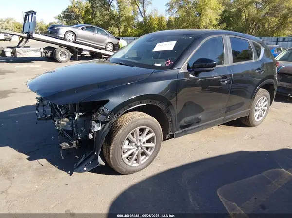 JM3KFBCLXS0567738 — 2025 Mazda CX-5, фото 2 с аукциона IAAI, Передняя часть