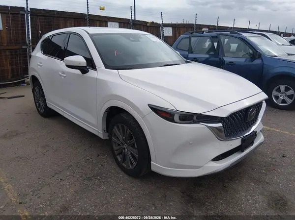 JM3KFBXY1S0572915 — 2025 Mazda CX-5, Передняя часть слева (Left Front), фото до ремонта