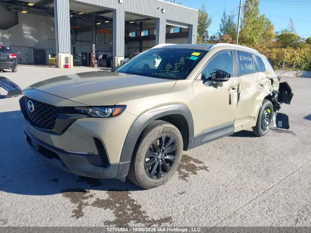 7MMVABCM4SN348869 — 2025 Mazda CX-50 GS-L, фото 2 с аукциона IAAI 14.10.2026, Левый бок