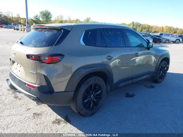 7MMVABCM4SN348869 — 2025 Mazda CX-50 GS-L, фото 4 с аукциона IAAI 14.10.2026, Левый бок