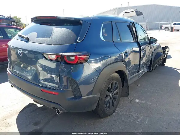 7MMVABBM3RN187670 — 2024 Mazda CX-50, фото 4 с аукциона IAAI, Правый бок