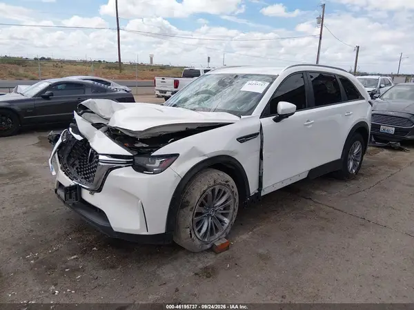 JM3KKAHD4T1361303 — 2026 Mazda CX-90, фото 2 с аукциона IAAI, Передняя часть