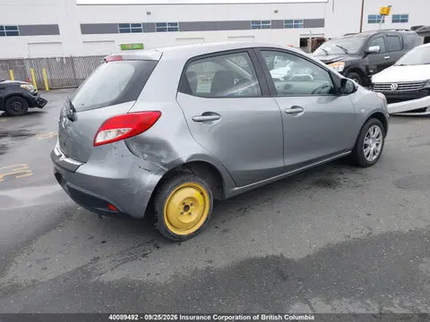 2014 Mazda Mazda2 Sport VIN JM1DE1KY0E0189591 фото 4