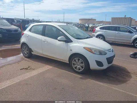 2014 Mazda Mazda2 Sport VIN JM1DE1KY3E0181601 фото 1