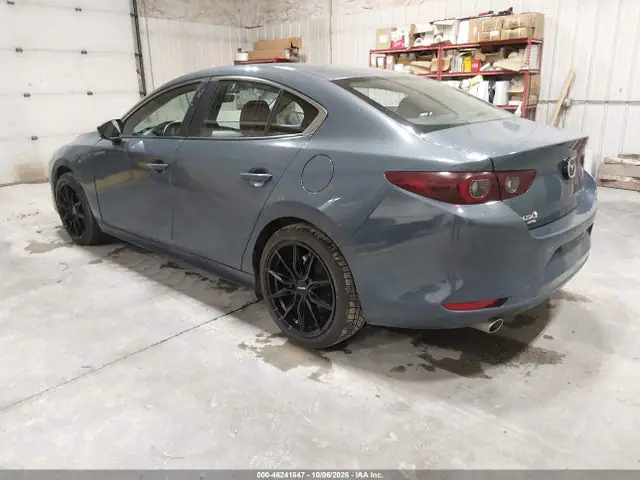 3MZBPBCM6RM412817 — 2024 Mazda MAZDA3 2.5 S Carbon Edition, фото 3 с аукциона IAAI 14.10.2026, Естественный износ