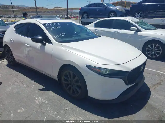 JM1BPBNY8M1401195 — 2021 Mazda MAZDA3 2.5 Turbo Premium Plus, Задняя часть (Rear), фото до ремонта