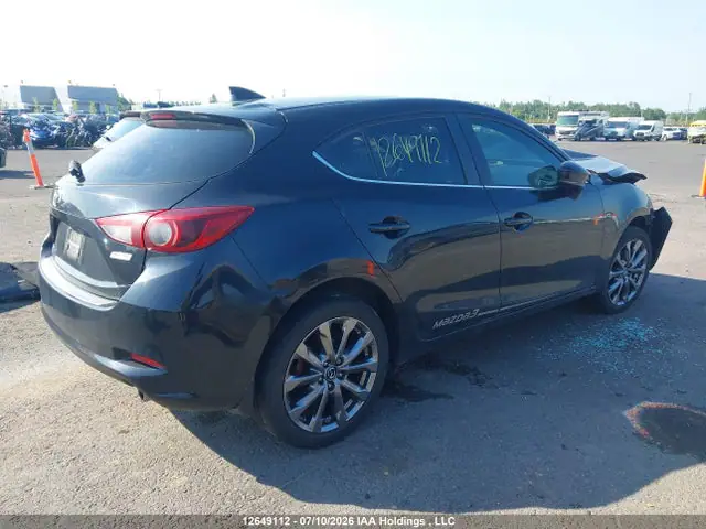 3MZBN1M37JM167116 — 2018 Mazda MAZDA3 GT, фото 4 с аукциона IAAI 29.09.2026, Передняя часть слева