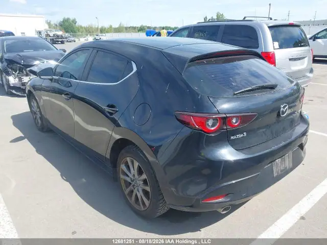 JM1BPAK72P1620034 — 2023 Mazda MAZDA3 GX, фото 3 с аукциона IAAI 13.10.2026, Передняя часть