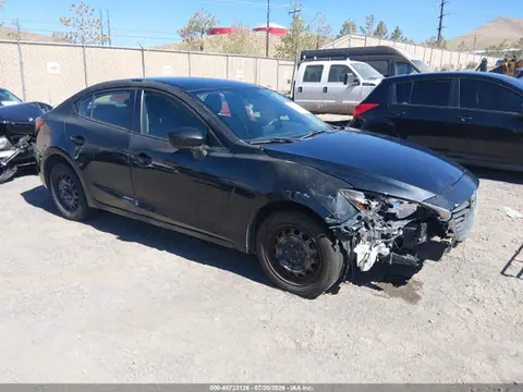 3MZBM1U72FM190798 — 2015 Mazda MAZDA3 I Sport, Передняя часть справа (Right Front), фото до ремонта