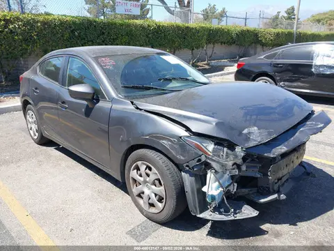 3MZBM1U7XFM129490 — 2015 Mazda MAZDA3 I Sport, Передняя часть (Front End), фото до ремонта