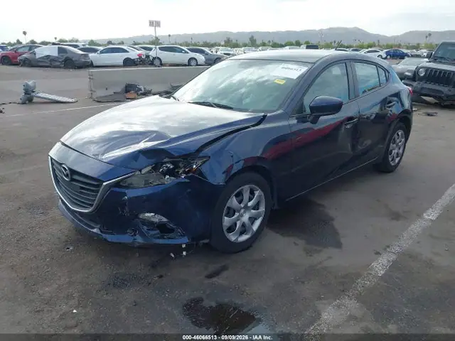 JM1BM1K71F1273979 — 2015 Mazda MAZDA3 I Sport, фото 2 с аукциона IAAI 13.10.2026, Передняя часть слева