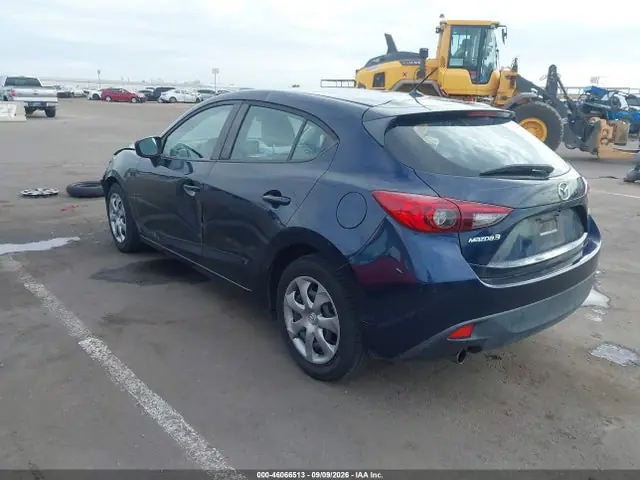 JM1BM1K71F1273979 — 2015 Mazda MAZDA3 I Sport, фото 3 с аукциона IAAI 13.10.2026, Передняя часть слева