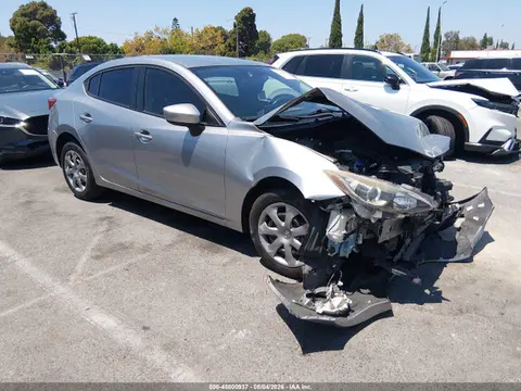 JM1BM1T76G1355772 — 2016 Mazda MAZDA3 I Sport, Передняя часть (Front End), фото до ремонта
