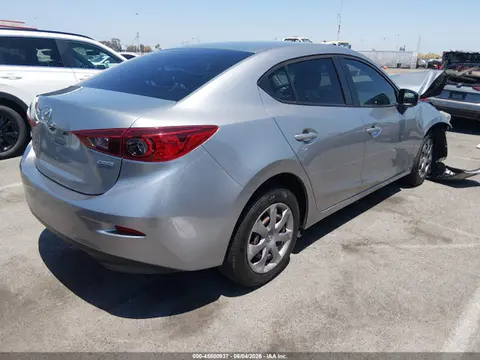 2016 Mazda Mazda3 I Sport VIN JM1BM1T76G1355772 фото 4