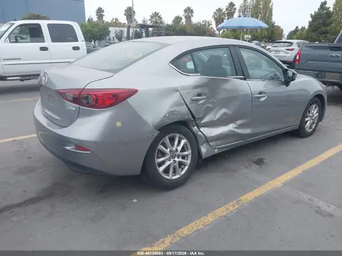 2016 Mazda Mazda3 I Sport VIN JM1BM1U76G1280926 фото 4