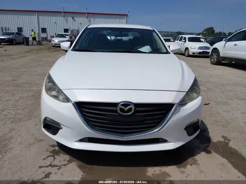 2014 Mazda Mazda3 I Touring VIN JM1BM1V71E1111067 фото 12