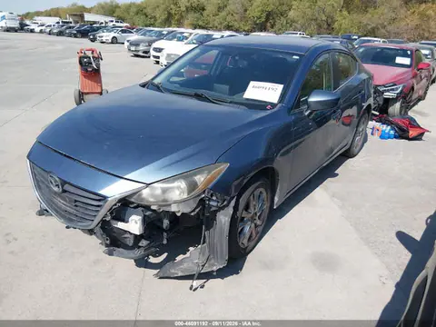 2014 Mazda Mazda3 I Touring VIN JM1BM1V71E1186254 фото 2