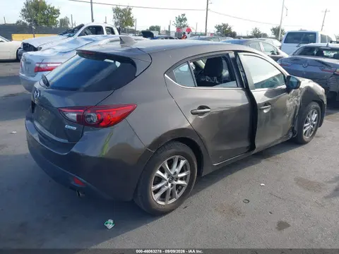 2015 Mazda Mazda3 I Touring VIN JM1BM1L73F1246605 фото 4