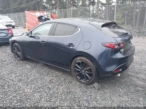 2019 Mazda Mazda3 Premium Package VIN JM1BPBNM7K1138353 фото 3