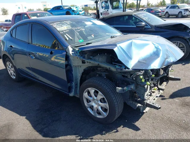 2017 Mazda Mazda3 Sport VIN 3MZBN1U75HM107025 фото 1