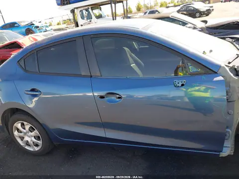 2017 Mazda Mazda3 Sport VIN 3MZBN1U75HM107025 фото 14