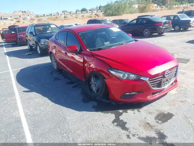 3MZBN1U78HM102594 — 2017 Mazda MAZDA3 Sport, Передняя часть справа (Right Front), фото до ремонта