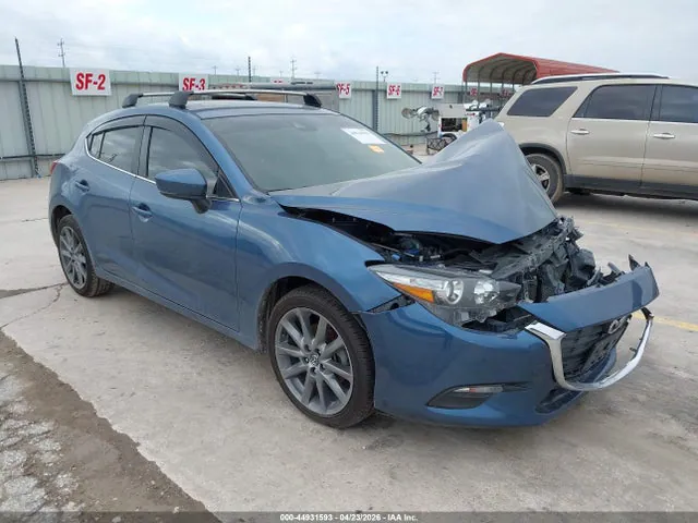 2018 Mazda Mazda3 Touring VIN 3MZBN1L36JM188153 фото 1