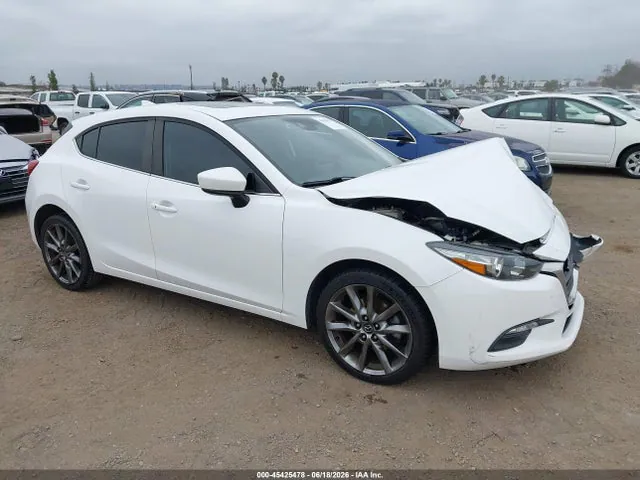 2018 Mazda Mazda3 Touring VIN 3MZBN1L32JM274673 фото 1