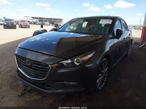 2018 Mazda Mazda3 Touring VIN 3MZBN1L30JM226346 фото 2