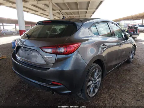 2018 Mazda Mazda3 Touring VIN 3MZBN1L30JM226346 фото 4