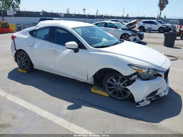3MZBN1V31JM202375 — 2018 Mazda MAZDA3 Touring, Левый и правый бока (Left & Right Side), фото до ремонта