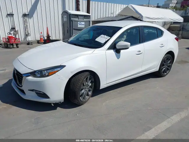 3MZBN1V31JM202375 — 2018 Mazda MAZDA3 Touring, фото 2 с аукциона IAAI 14.10.2026, Левый и правый бока