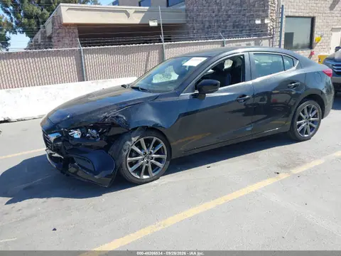 2018 Mazda Mazda3 Touring VIN 3MZBN1V34JM201463 фото 2