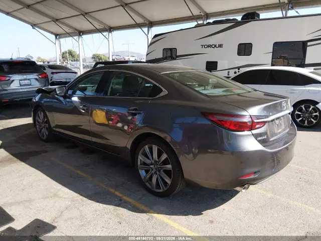 2018 Mazda Mazda6 Touring VIN JM1GL1VM4J1310431 фото 3