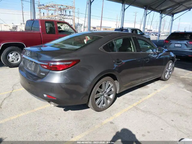 2018 Mazda Mazda6 Touring VIN JM1GL1VM4J1310431 фото 4
