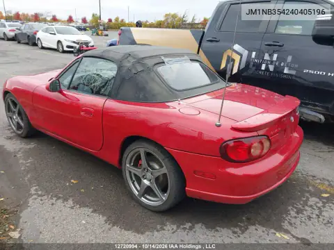 JM1NB354240405196 — 2004 Mazda MX-5, фото 4 с аукциона IAAI 19.10.2026, Передняя часть справа