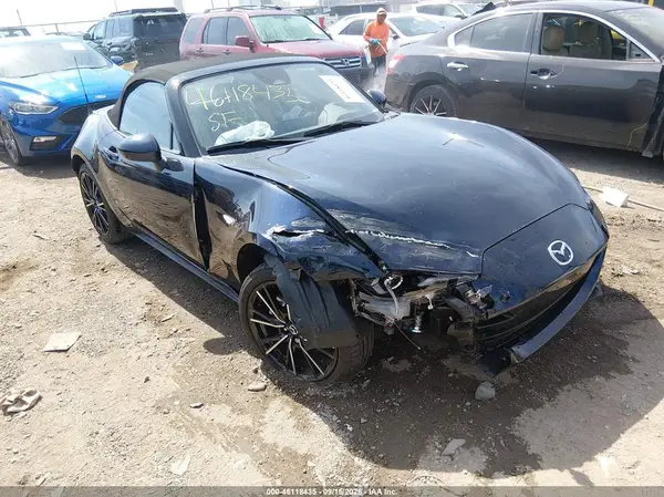 JM1NDAD71S0660414 — 2025 Mazda MX-5, Передняя часть (Front End), фото до ремонта