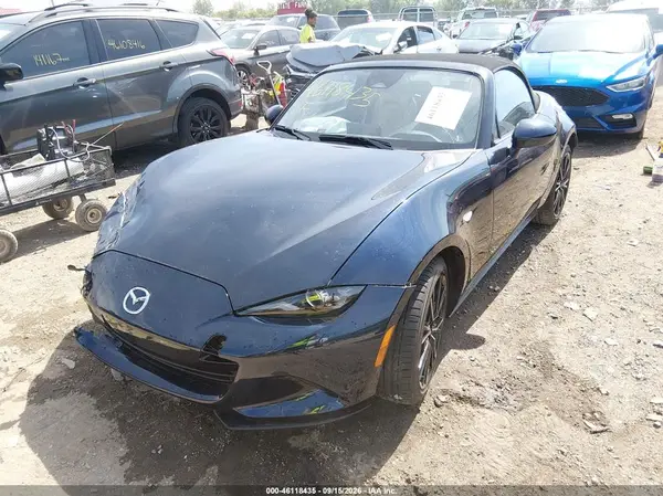 JM1NDAD71S0660414 — 2025 Mazda MX-5, фото 2 с аукциона IAAI 14.10.2026, Передняя часть