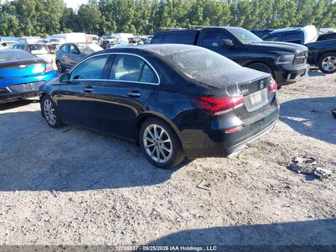 2020 Mercedes-Benz A 220 4matic VIN WDD3G4FB3LW040833 фото 3