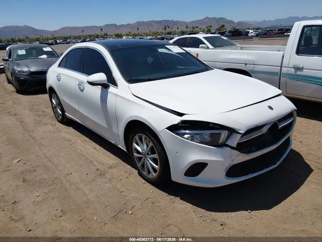 2019 Mercedes-Benz A 220 VIN WDD3G4EB9KW016715 фото 1