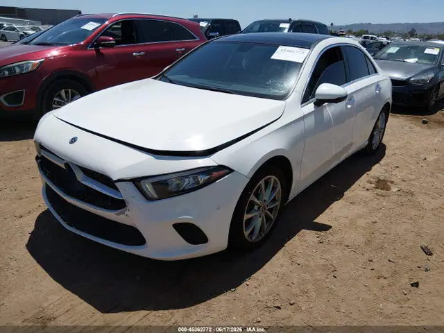 2019 Mercedes-Benz A 220 VIN WDD3G4EB9KW016715 фото 2
