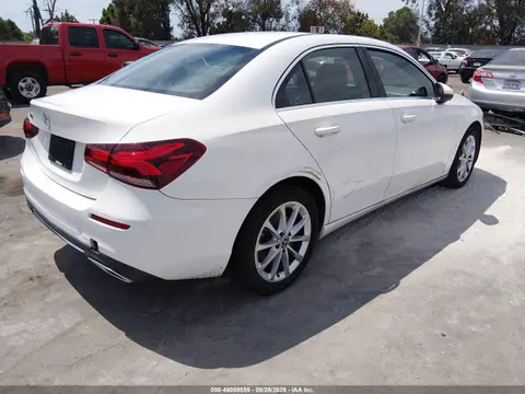 2019 Mercedes-Benz A 220 VIN WDD3G4EB4KW013740 фото 4