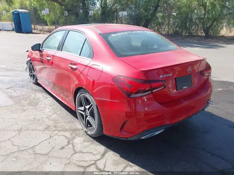 2020 Mercedes-Benz A 220 VIN W1K3G4EB0LW045411 фото 3