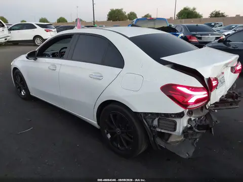 2021 Mercedes-Benz A 220 VIN W1K3G4EB9MJ268545 фото 3