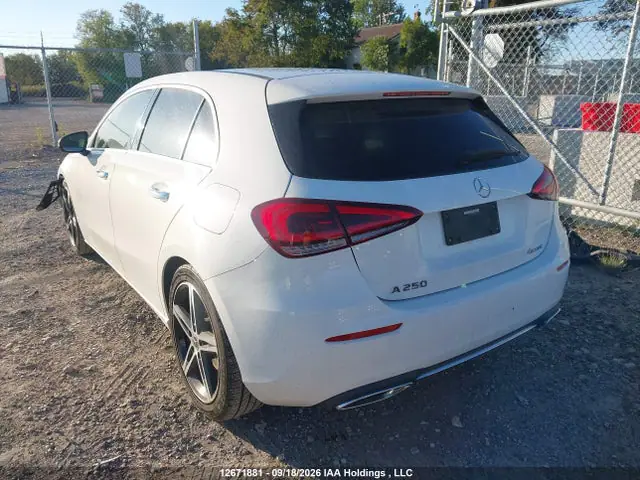 2019 Mercedes-Benz A 250 4matic VIN WDD3F4HBXKJ089474 фото 3